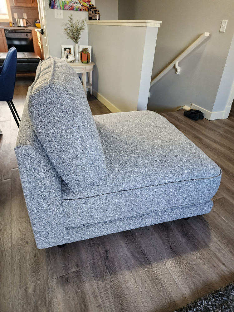 Living Room Chair - photo 2