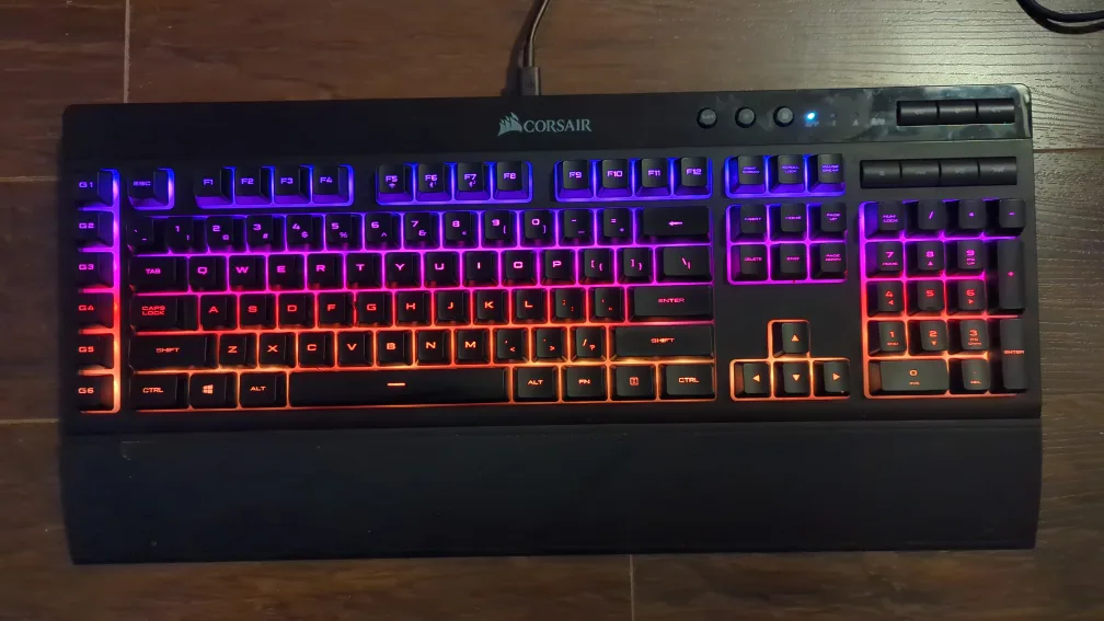 Corsair K57 RGB Gaming Keyboard thumbnail