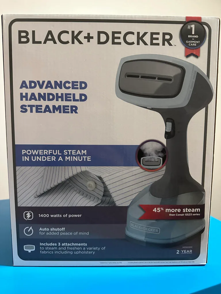 Black + Decker Handheld Garment Steamer thumbnail