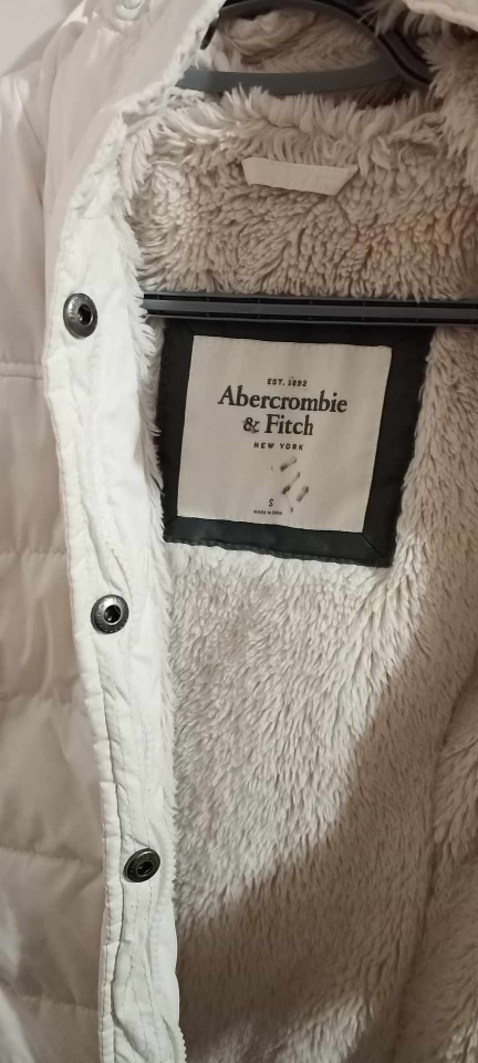 Abercrombie & Fitch White Puffer Jacket - photo 2