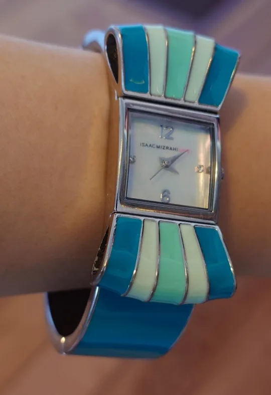 Isaac Mizrahi Women's Bangle Watch image indicator(2)