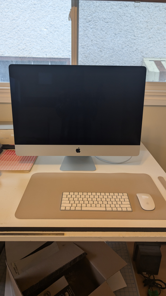 27-inch iMac (2019) - photo 2