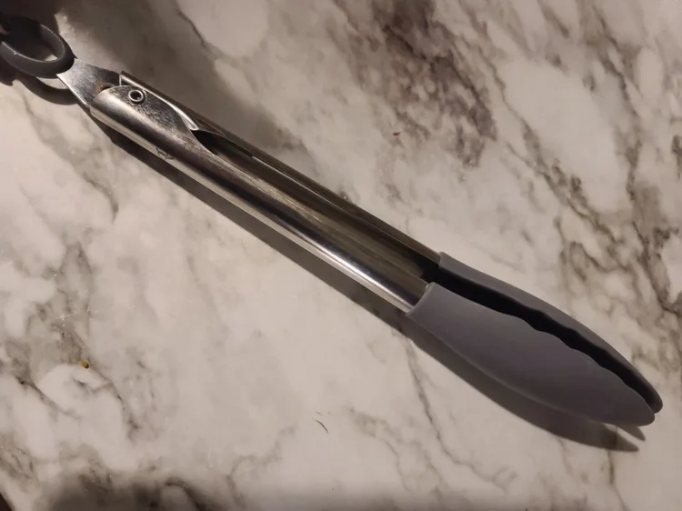 President's Choice Stainless Steel Locking Tongs 🥕 image indicator(2)