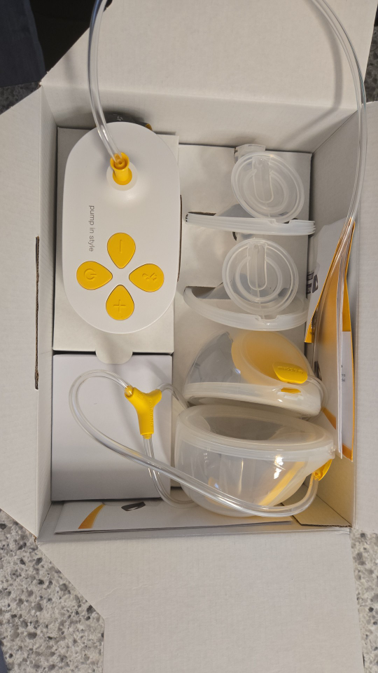 Medela Pump In Style Double Electric Breast Pump - photo 2