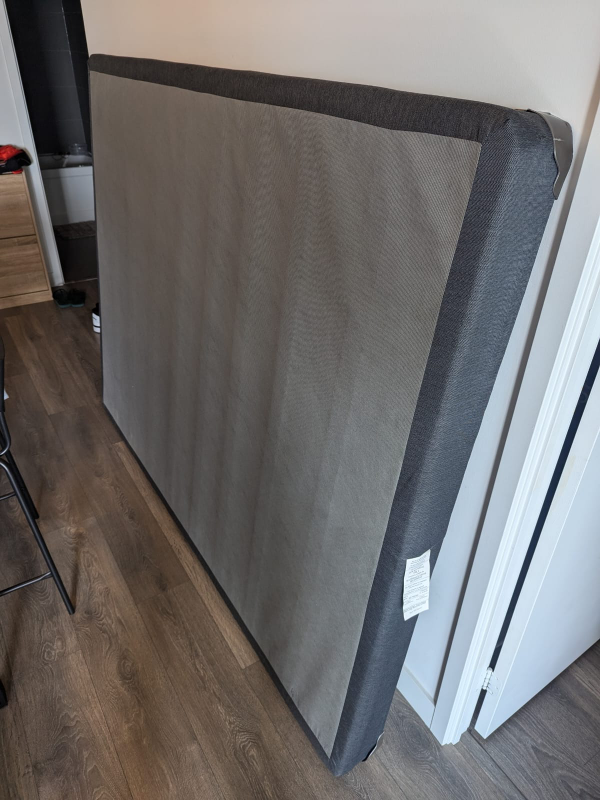 Queen Size Bed Frame - photo 2