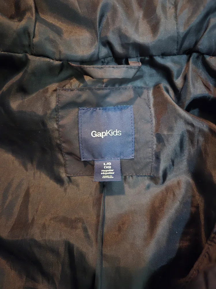 Gap Kids Black Puffer Jacket image indicator(2)