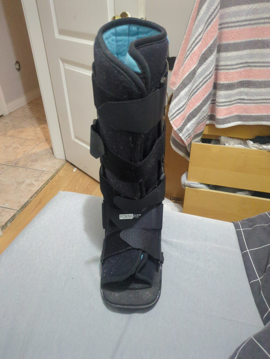 #FREECYCLE FormFit Walking Boot