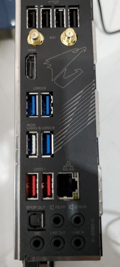 GIGABYTE X570 AORUS ELITE WIFI MOTHERBOARD - photo 4