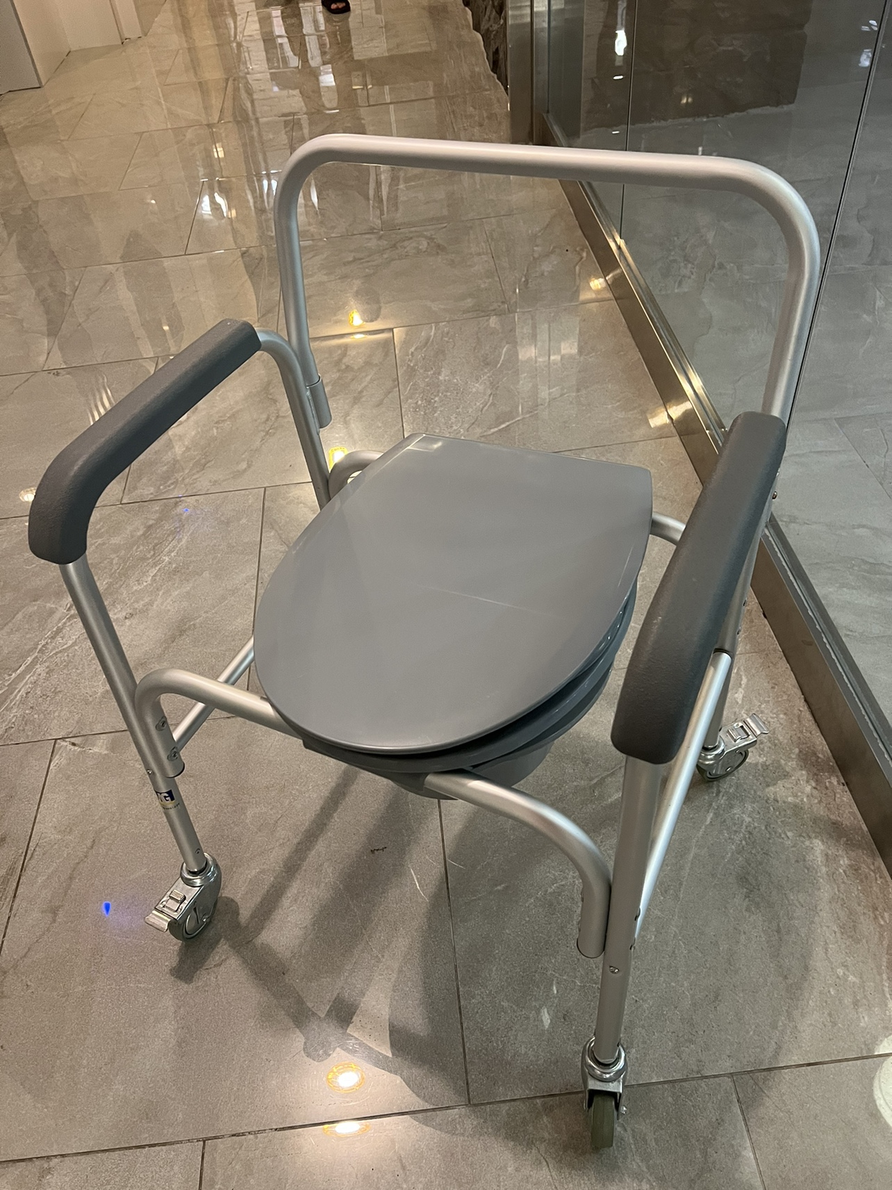 Commode Chair with Wheels - photo 4