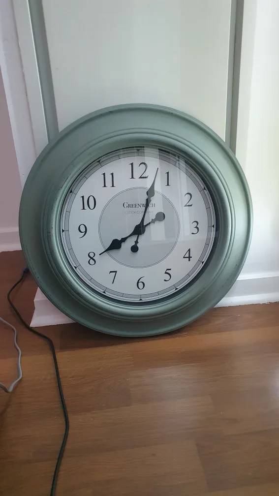 Wall Clock (wall decor) thumbnail