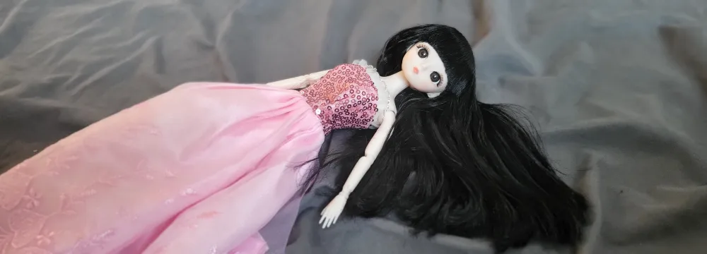 ANIME DOLL + SEQUINS PINK DRESS - HAS GLASS EYES & BLACK HAIR image indicator(9)