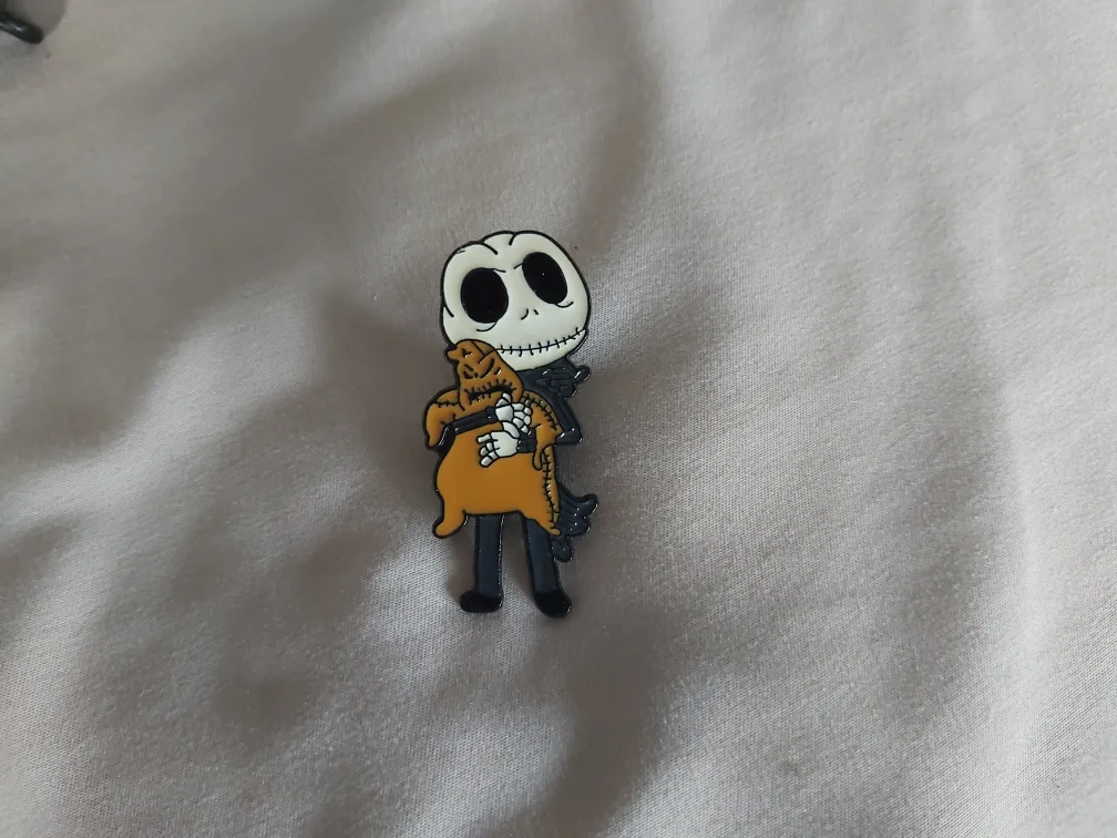 Set of Enamel Pins image indicator(4)