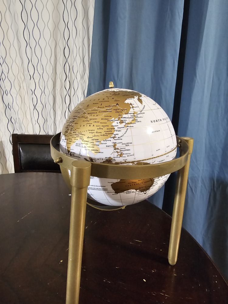 Gold Globe