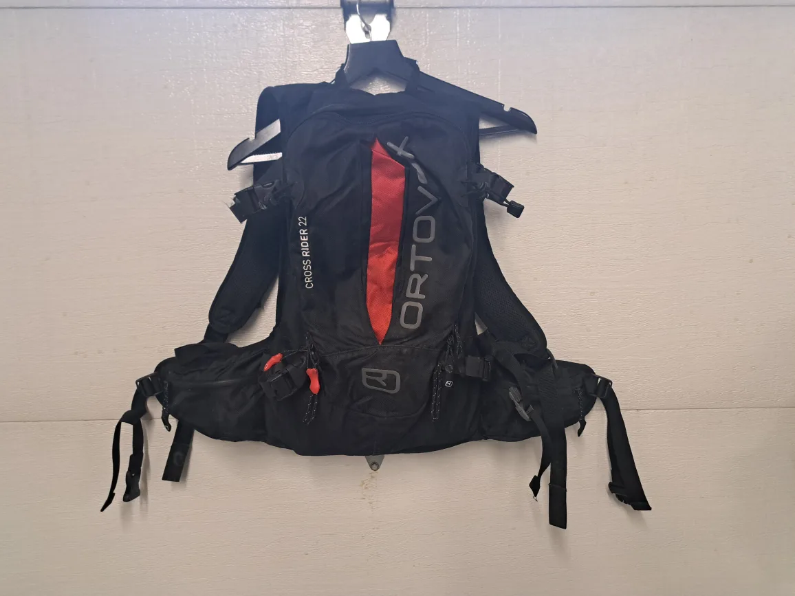 Snowmobile Ortovox Backpacks, Shovels & Probes image indicator(8)