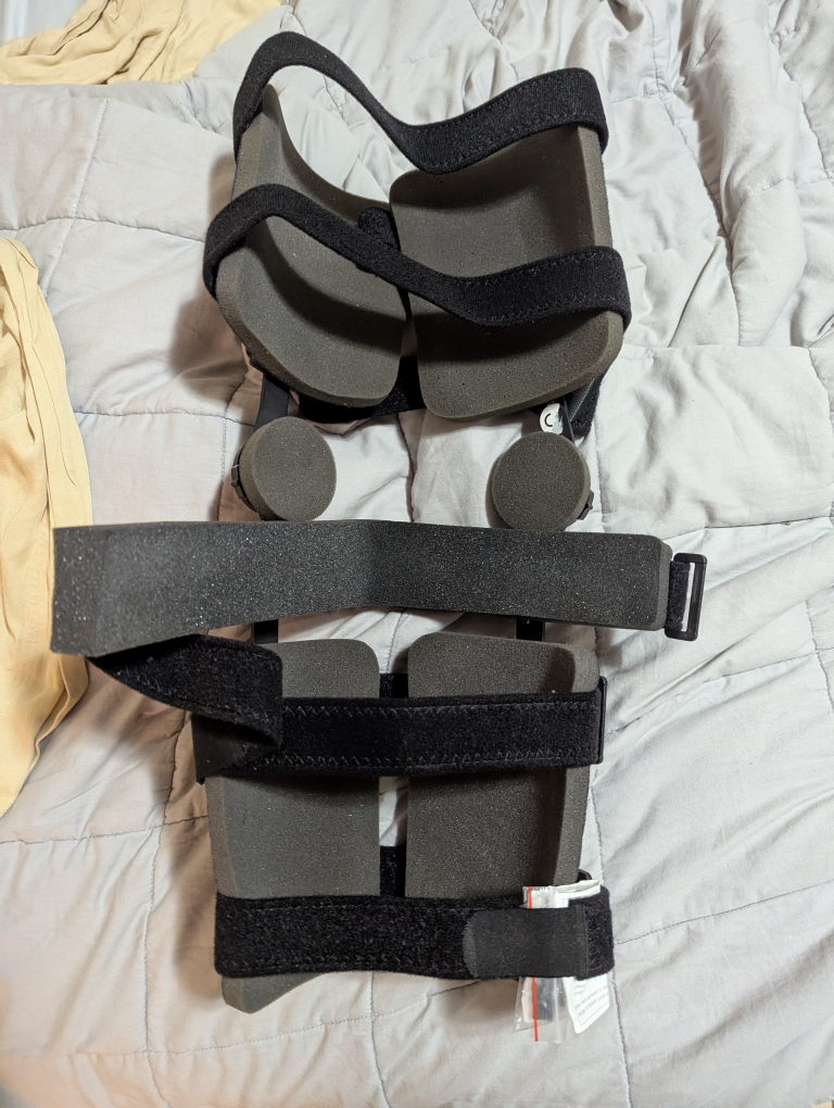 GII Rehab Knee Brace - photo 3