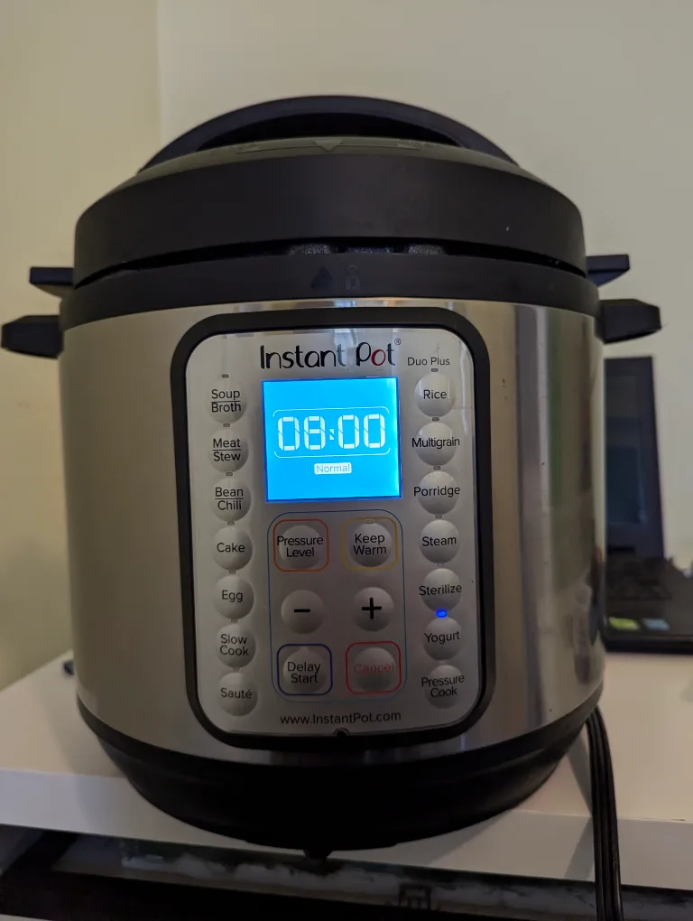 Instant Pot Duo Plus Electric Pressure Cooker image indicator(2)