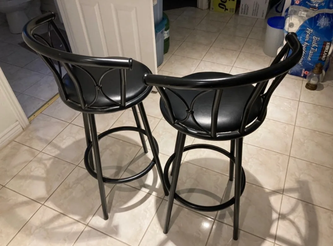 Set of 2 Black Bar Stools image indicator(2)