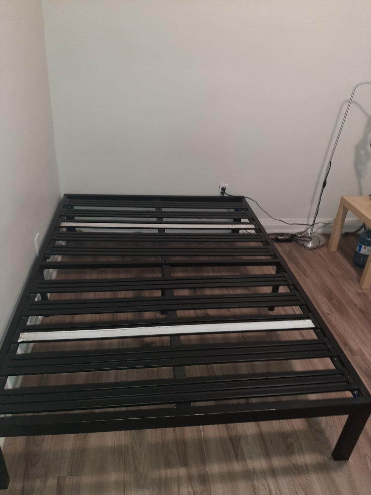 Heavy duty double bed metal frame