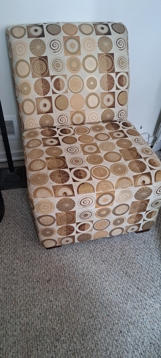 Accent chair - photo 2