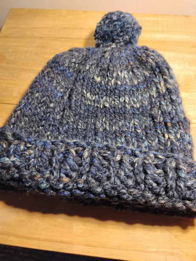 Knitted Toque with  or with Pom Pom image indicator(5)