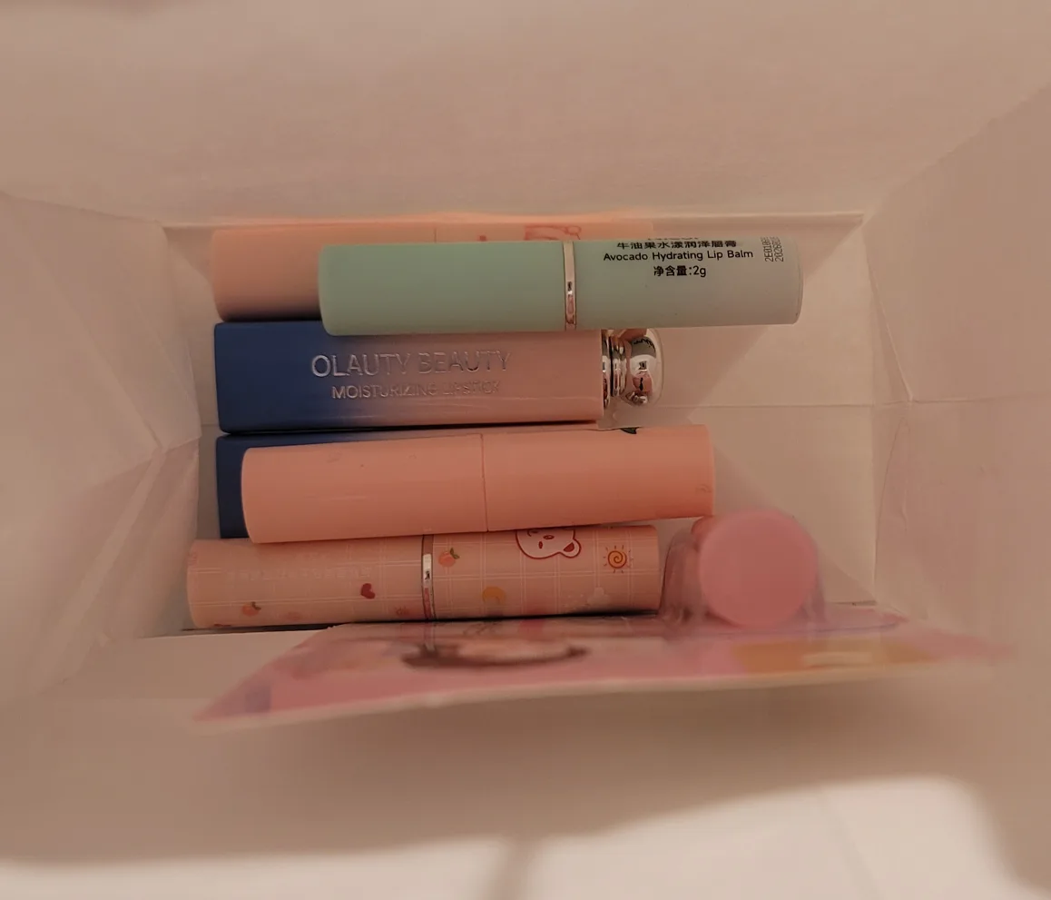Lip Balm Bundle image indicator(3)