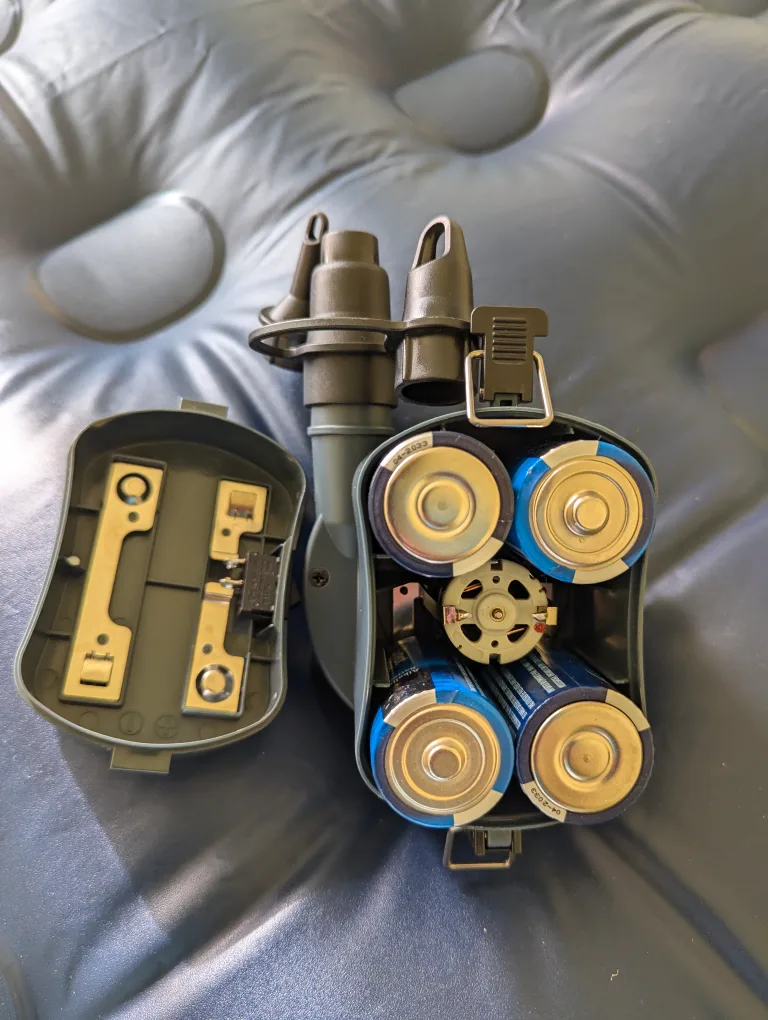 Inflatable Air Mattress with Built-In Pump (single person) image indicator(4)