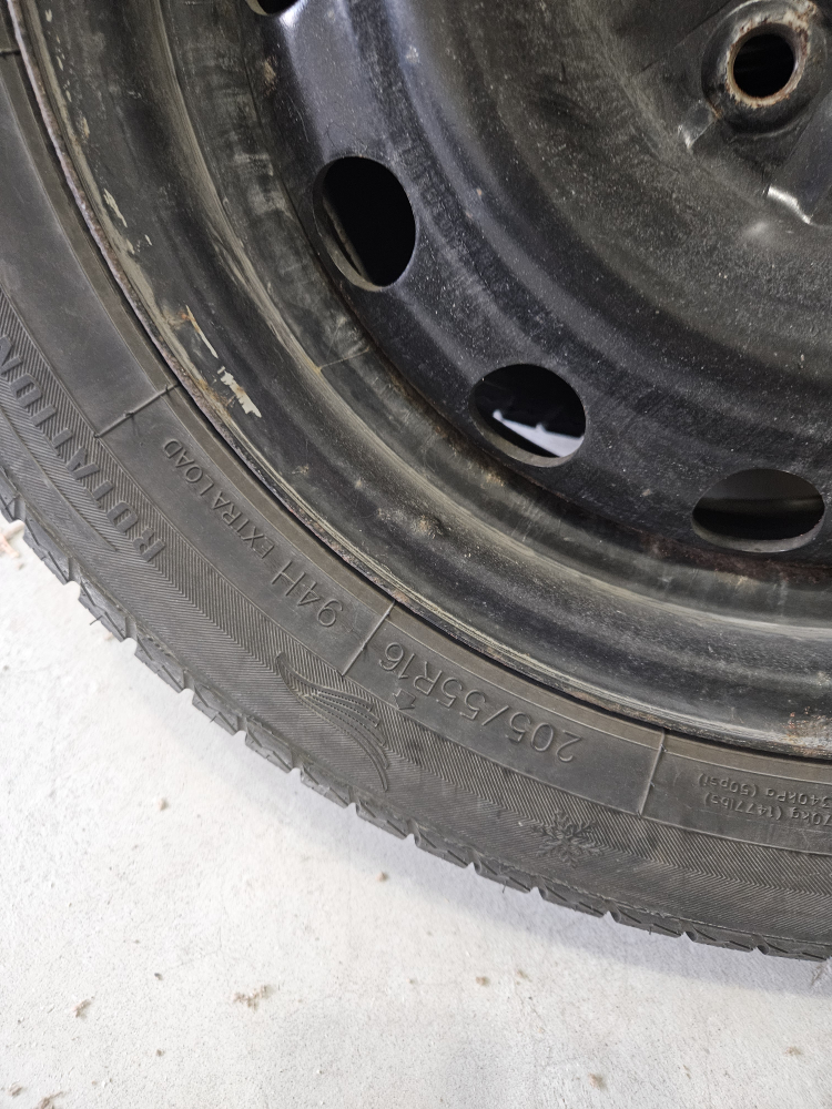 Set of 4 Winter Tires on Steel Rims - photo 3