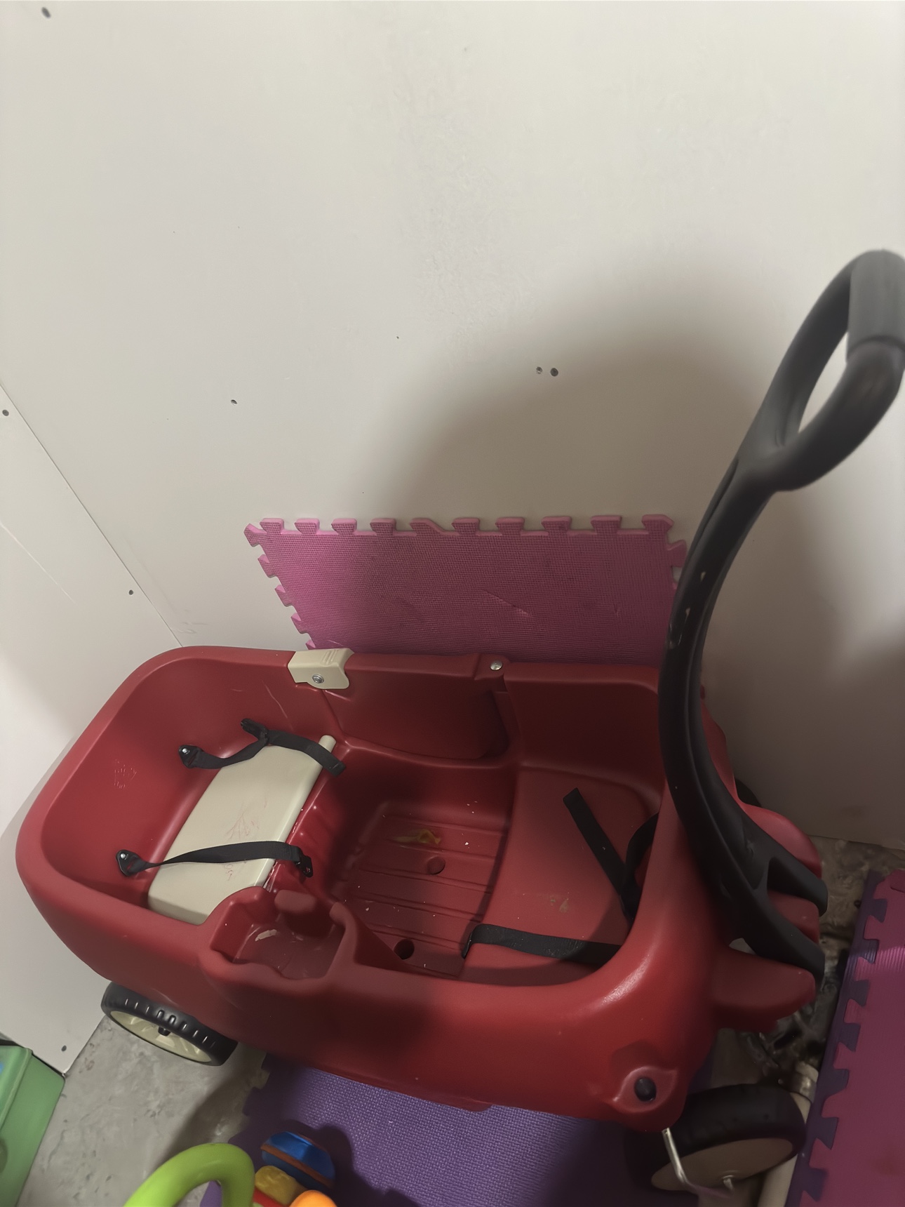 wagon and high chair - photo 2