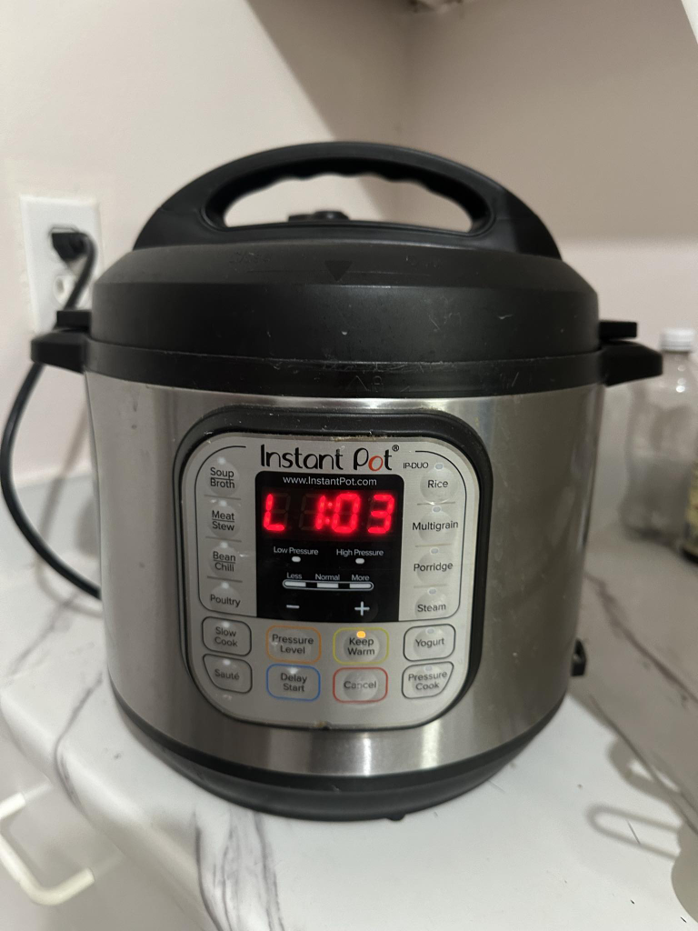 Instant Pot Electric Pressure Cooker
