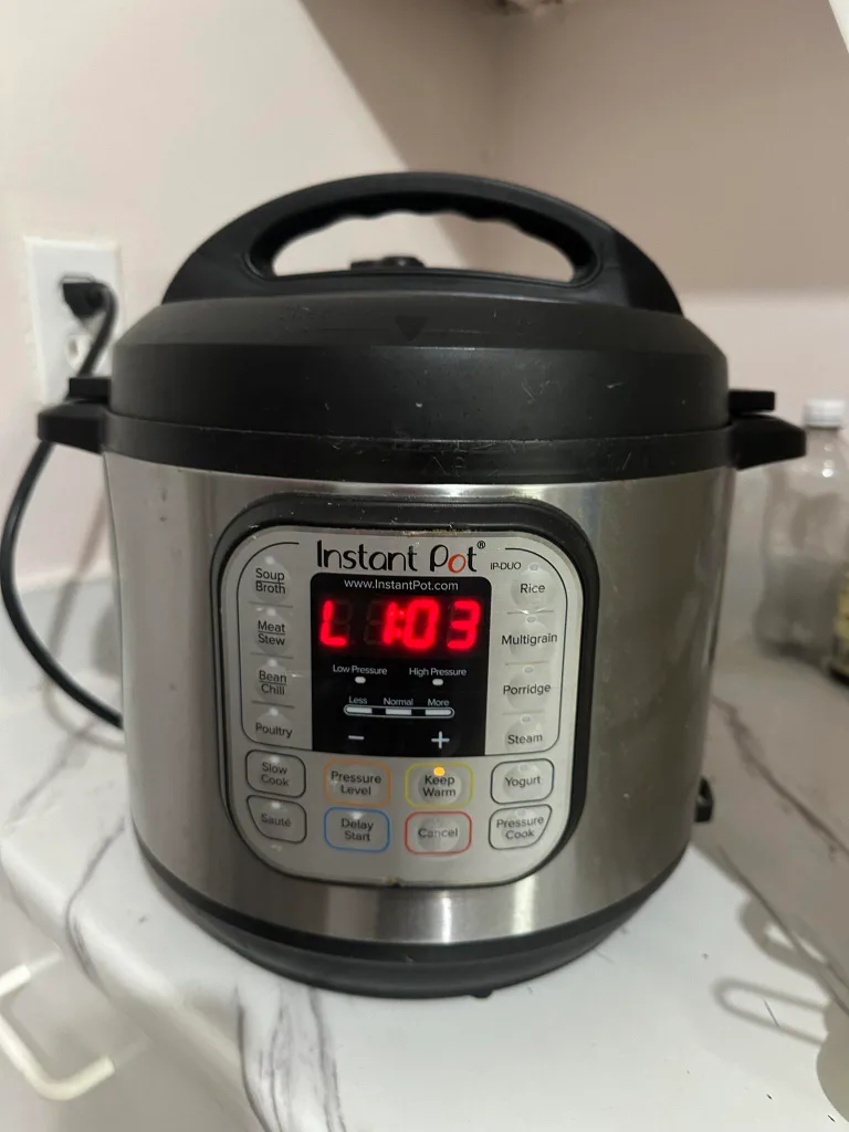 Instant Pot Electric Pressure Cooker thumbnail