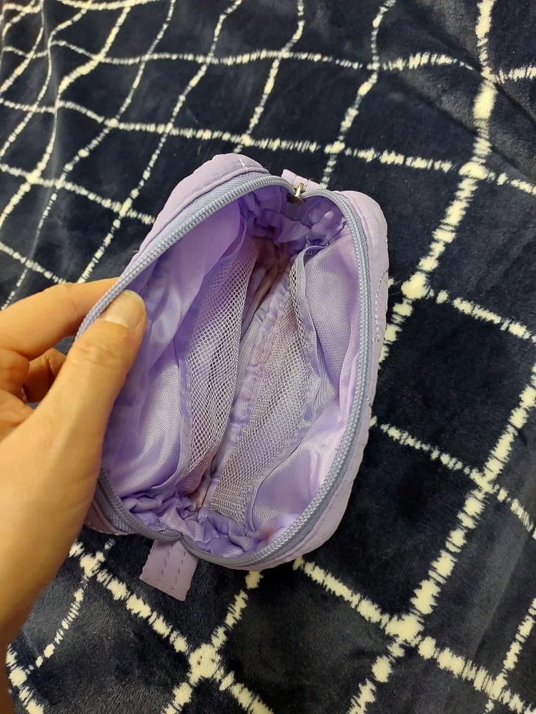 Quilted Cosmetic Bag image indicator(3)