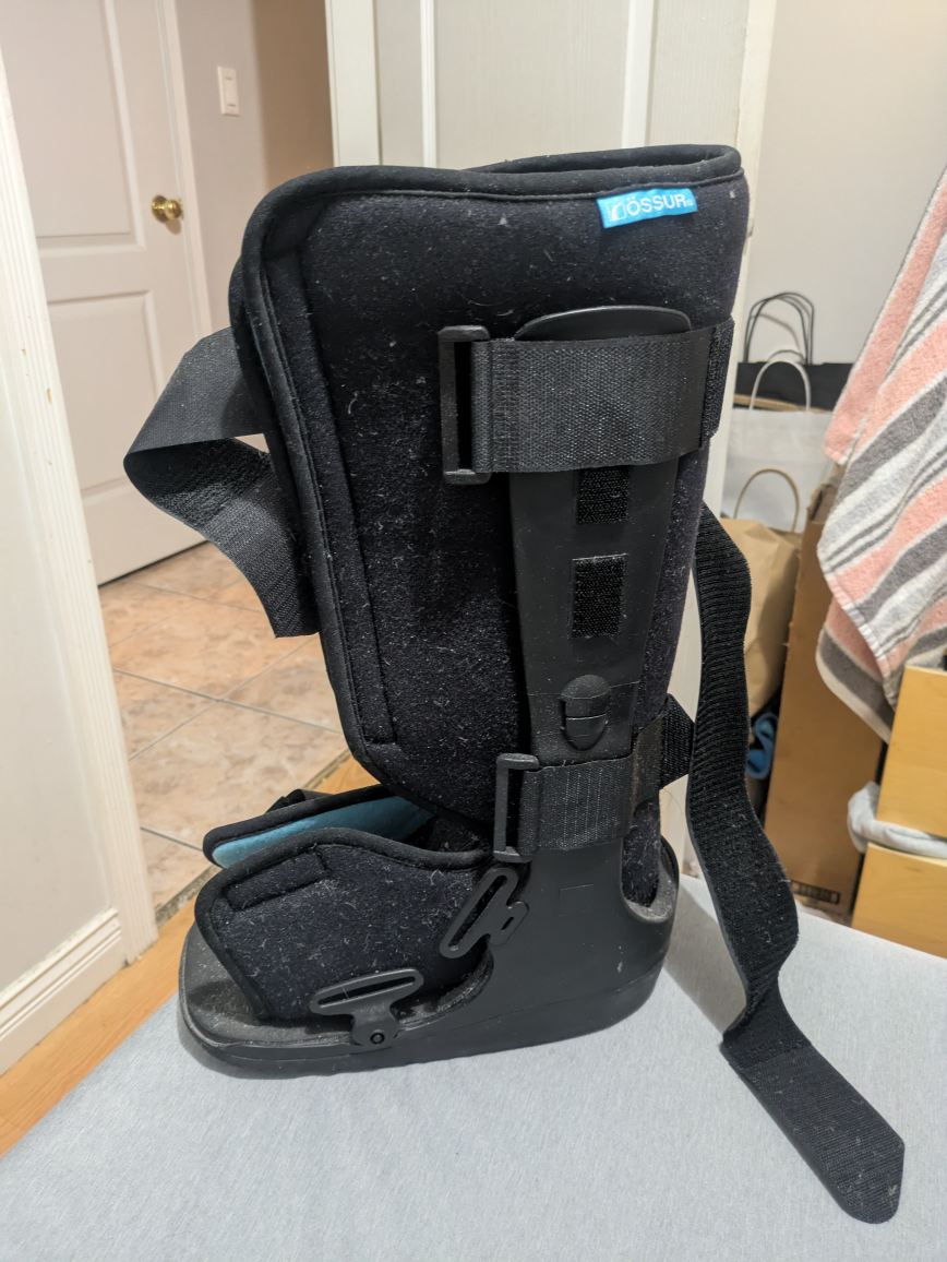 #FREECYCLE FormFit Walking Boot - photo 2