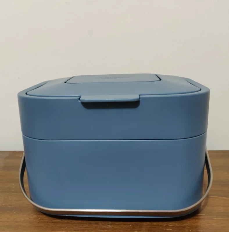 Blue Kitchen Counter Compost Bin with Odour Control thumbnail