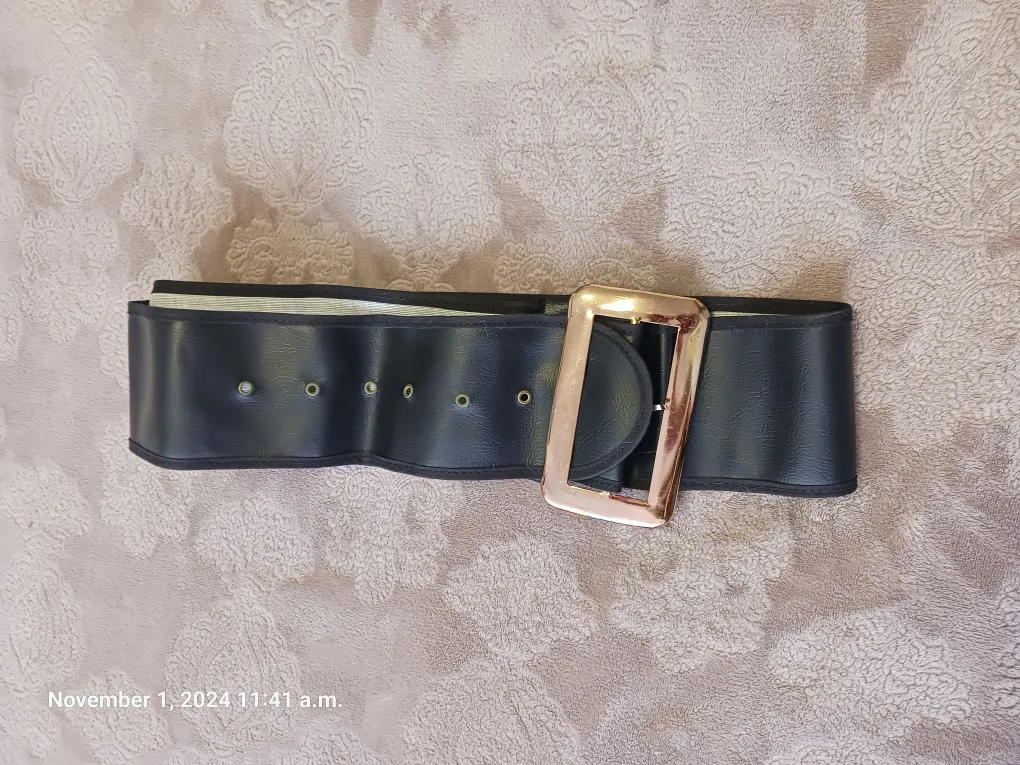 Santa Claus Costume - X-Large image indicator(8)