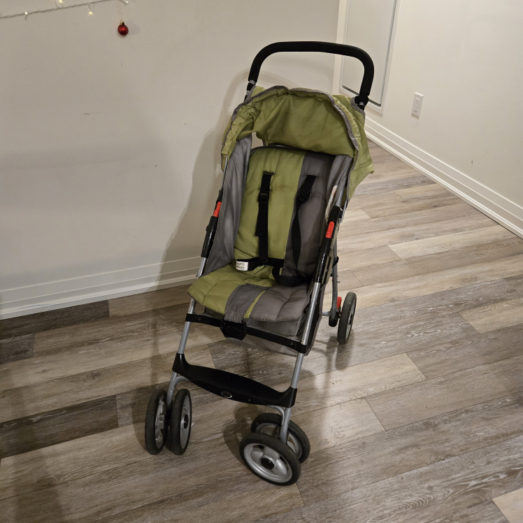 COSCO Lightweight Stroller - photo 4