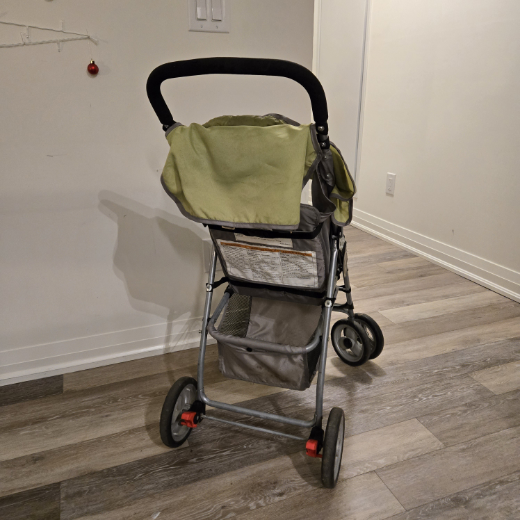 COSCO Lightweight Stroller - photo 5