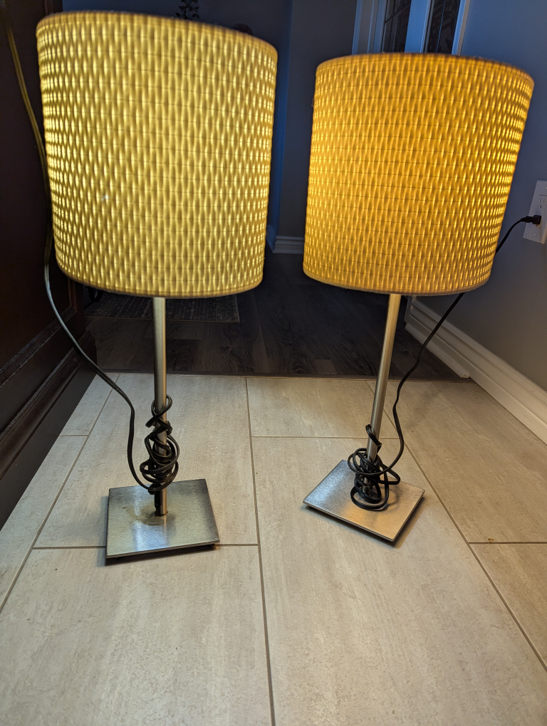Pair of Modern Table Lamps $10 each - photo 2