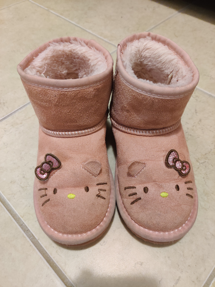 Hello Kitty Pink Winter Boots
