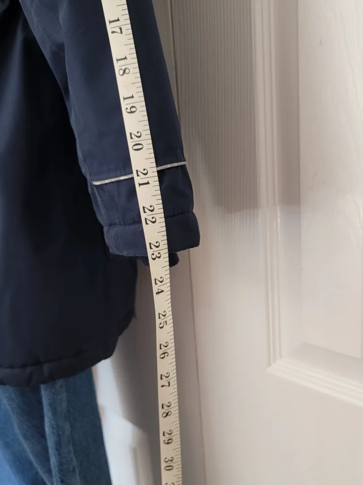 Helly Hansen Winter Jacket - 14 years image indicator(10)