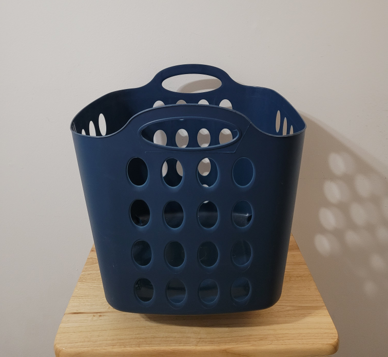 🆓️ Laundry Basket + Waste Basket #freecycle