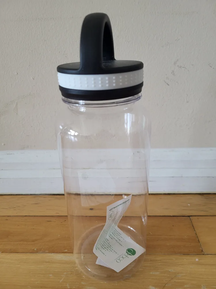 NEW! Water Bottle w/ Carry Handle #ThriftyPicks image indicator(3)