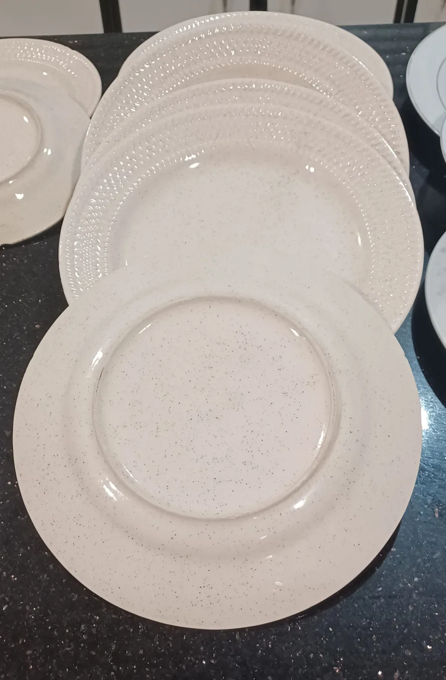 Variety Design Dinner and Dessert Plates image indicator(4)