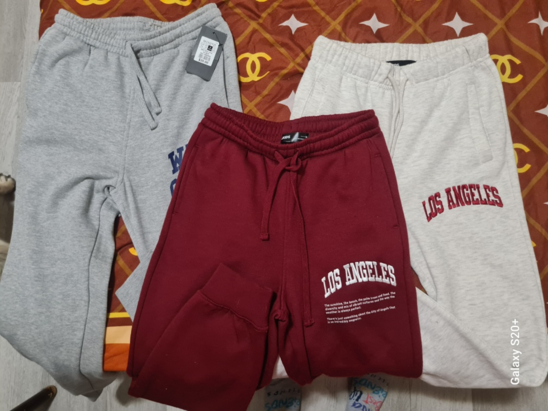 FREE WARM JOGGER PANTS