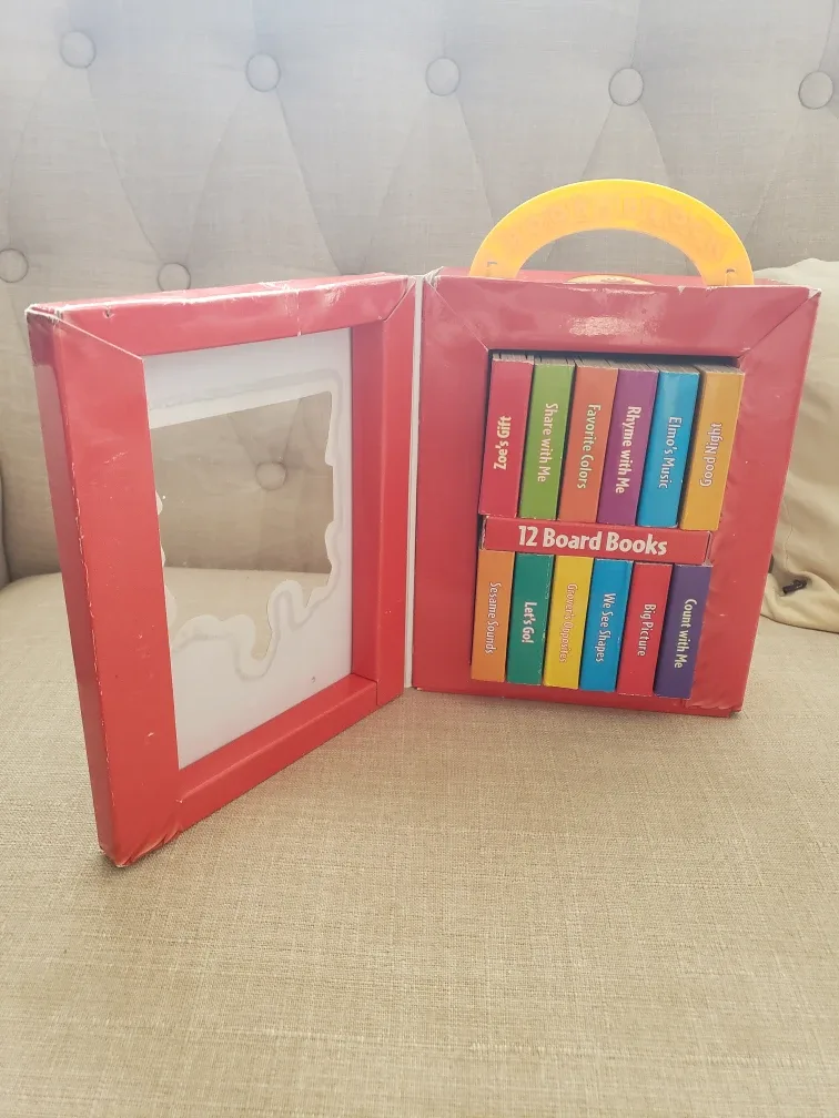 Sesame Street 12 Board Books image indicator(2)