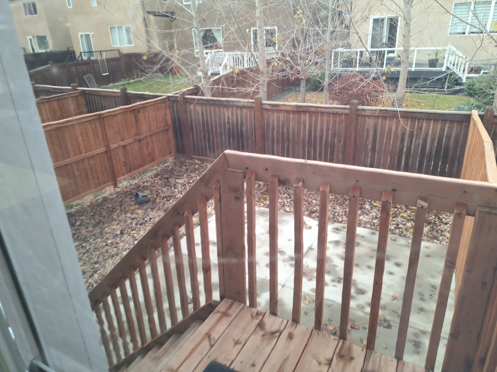 5 Bedroom Townhouse with a Den for Rent - photo 3