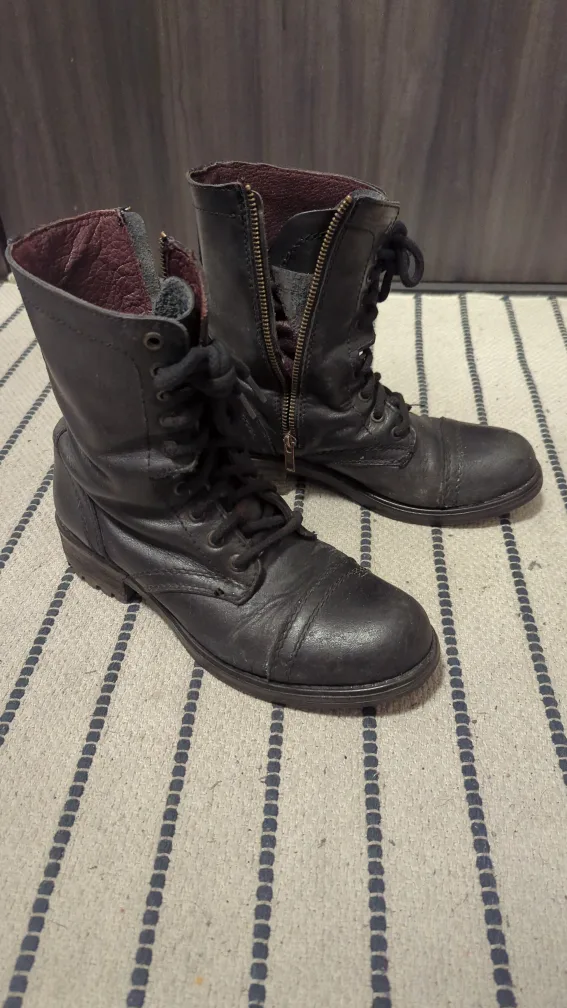 🧡 Black Leather Combat Boots image indicator(2)