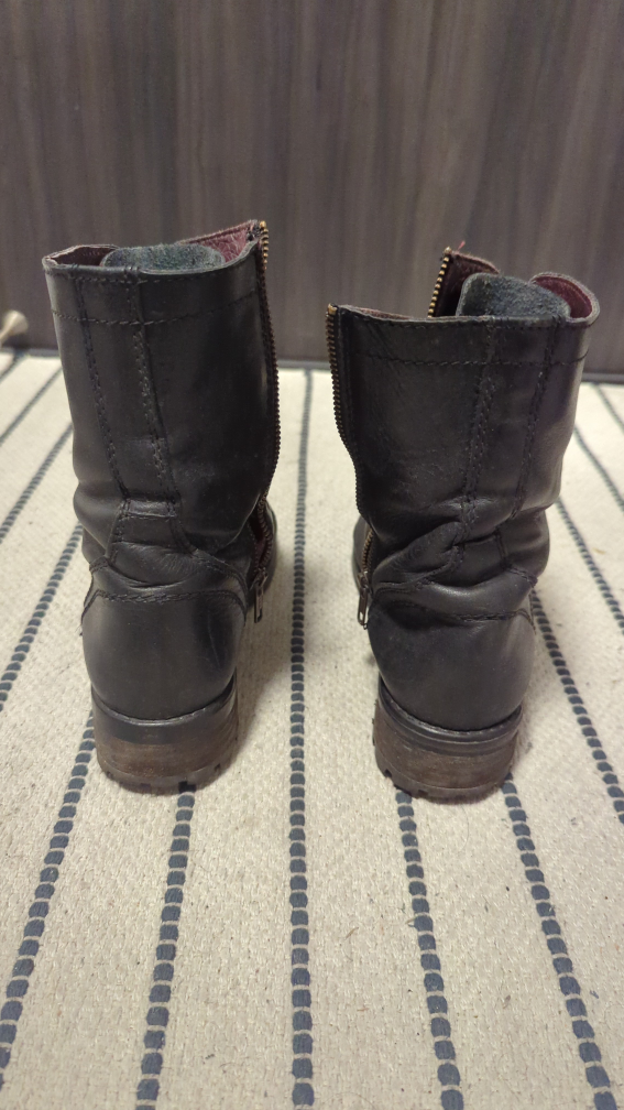 🧡 Black Leather Combat Boots - photo 3