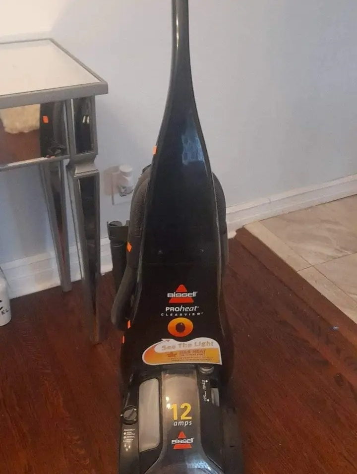 Bissell ProHeat ClearView Carpet Cleaner - photo 5