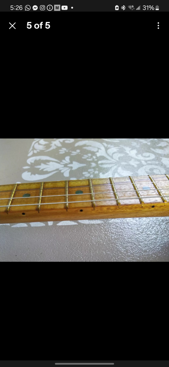 Electric Baritone Ukulele - photo 4