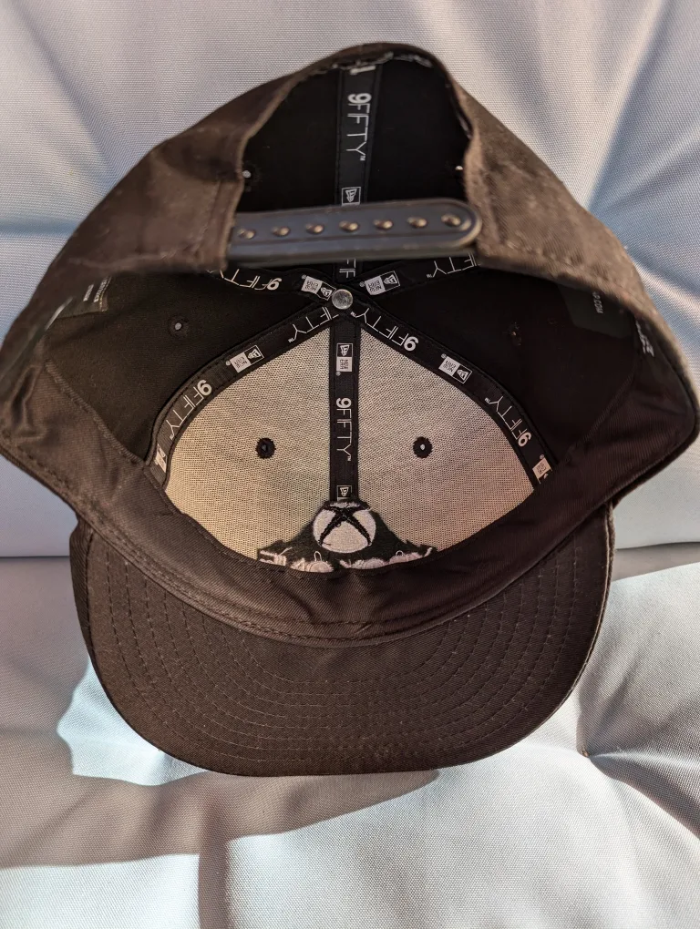Brand New - New Era Xbox One 9Fifty Snapback Hat image indicator(2)